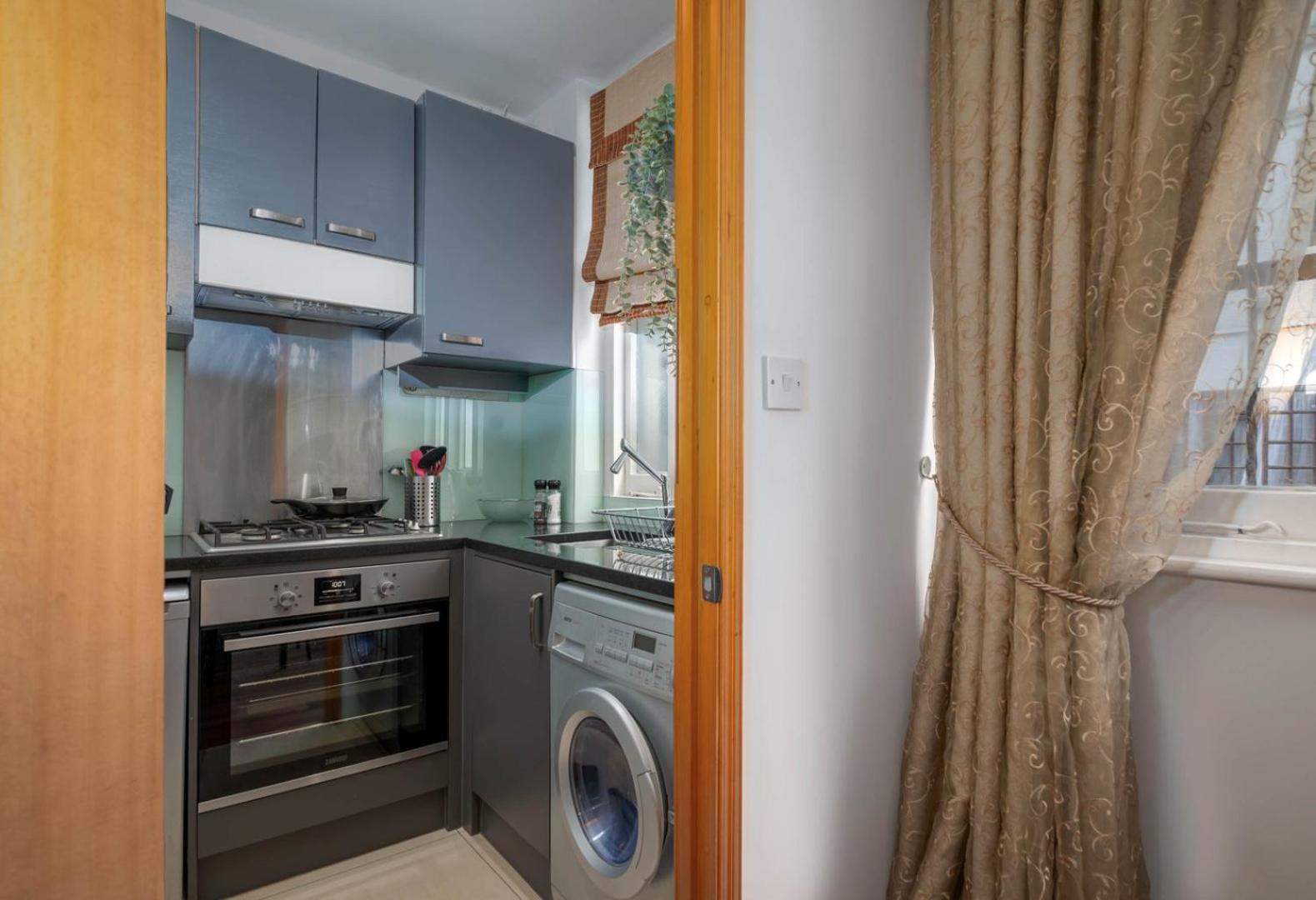 דירות לונדון Guestready - Central Converted Mews In Bayswater מראה חיצוני תמונה